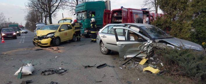 Marszowice. Wypadek na drodze wojewódzkiej.