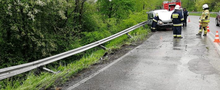 Podolany. Kolizja na drodze wojewódzkiej.