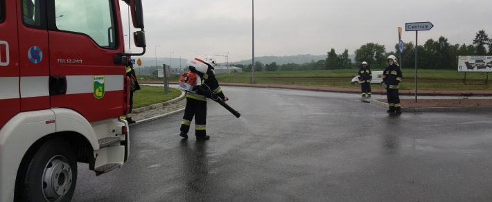 Neutralizacja substancji ropopochodnej